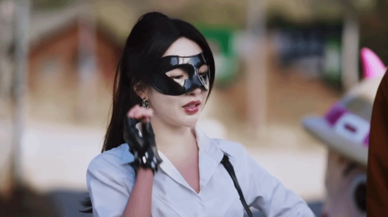 真人悬疑影游《禁地直播》Steam发售 探灵直播！