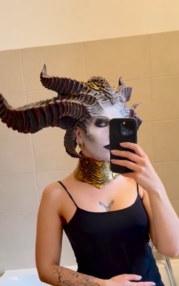 《暗黑破坏神4：憎恨之王》女玩家晒莉莉丝Cosplay视频